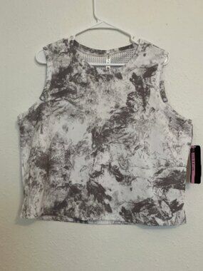 Ebb & Flow brand performance tank size XL New With Tags